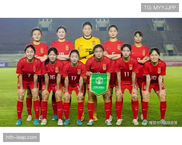 中国女足集训重点强化身体对抗以适应高水平比赛节奏 中国女足集训重点强化身体对抗以适应高水平比赛节奏